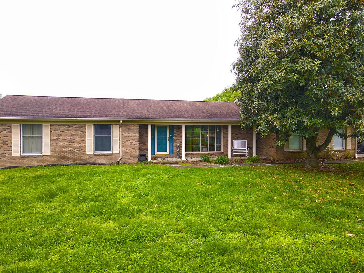 Image 4: Old_Bull_EXT_08