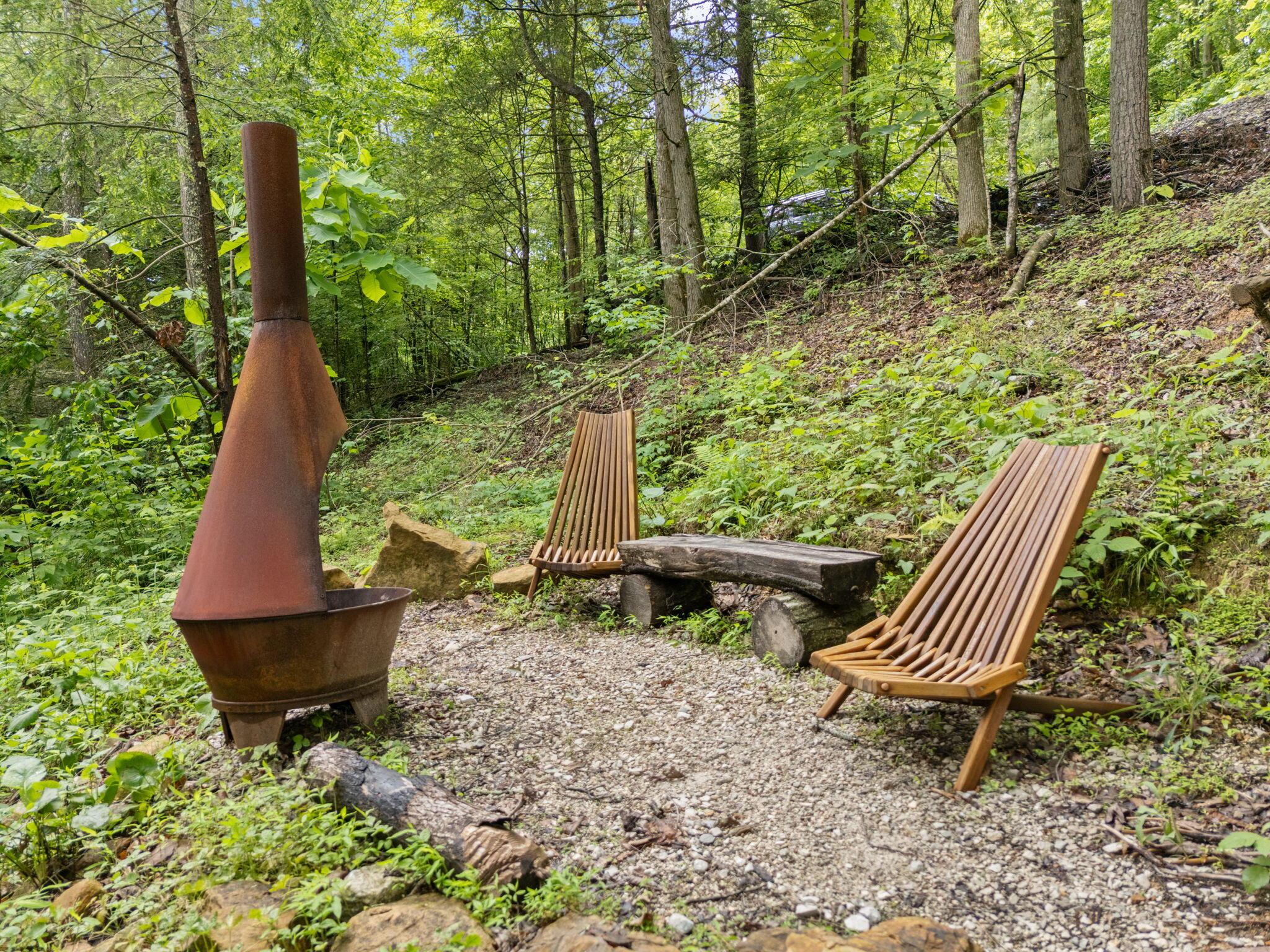 Image 4: 49-web-or-mls-DJI_20250528132002_0024_D