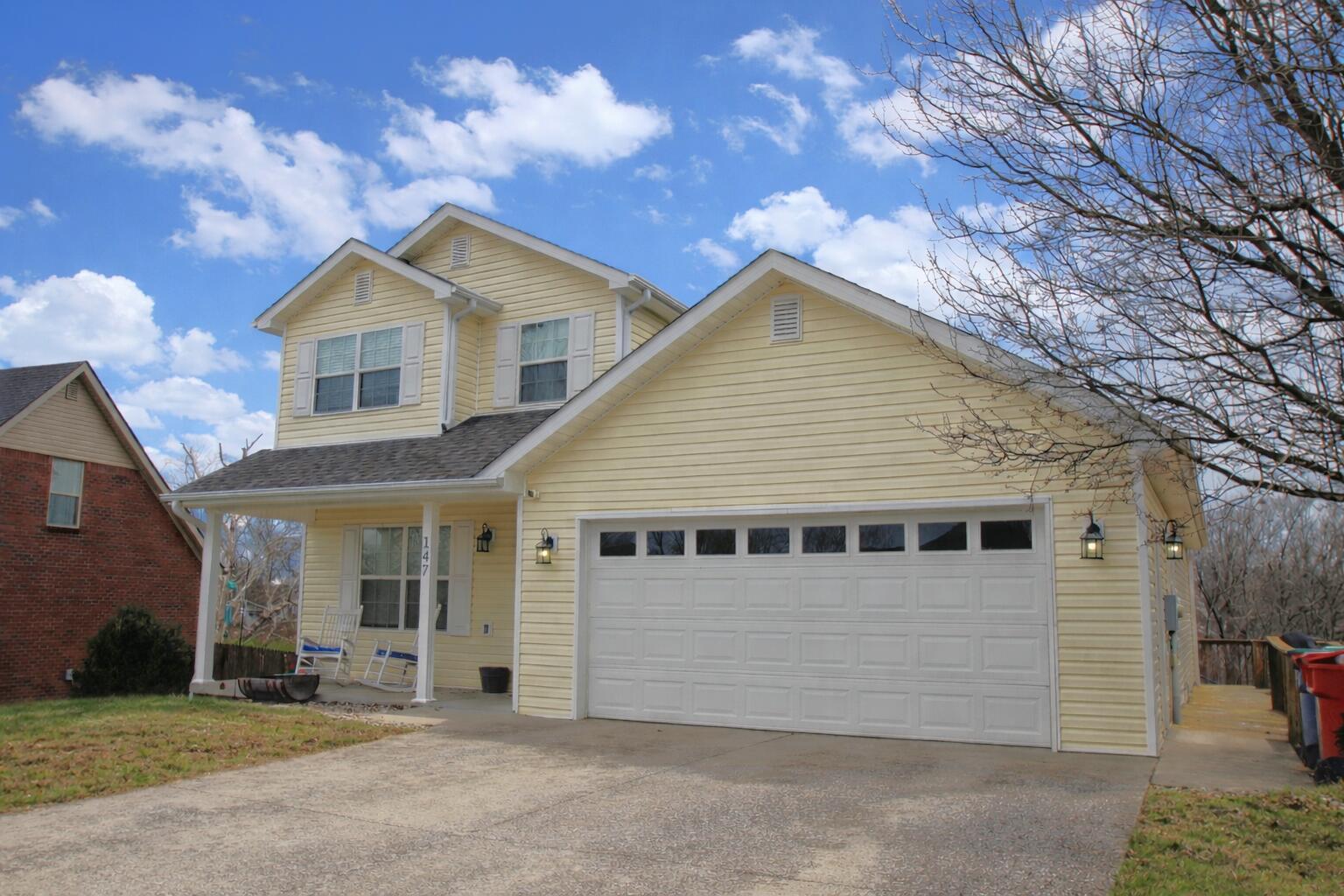 Image 4: Front Right of home