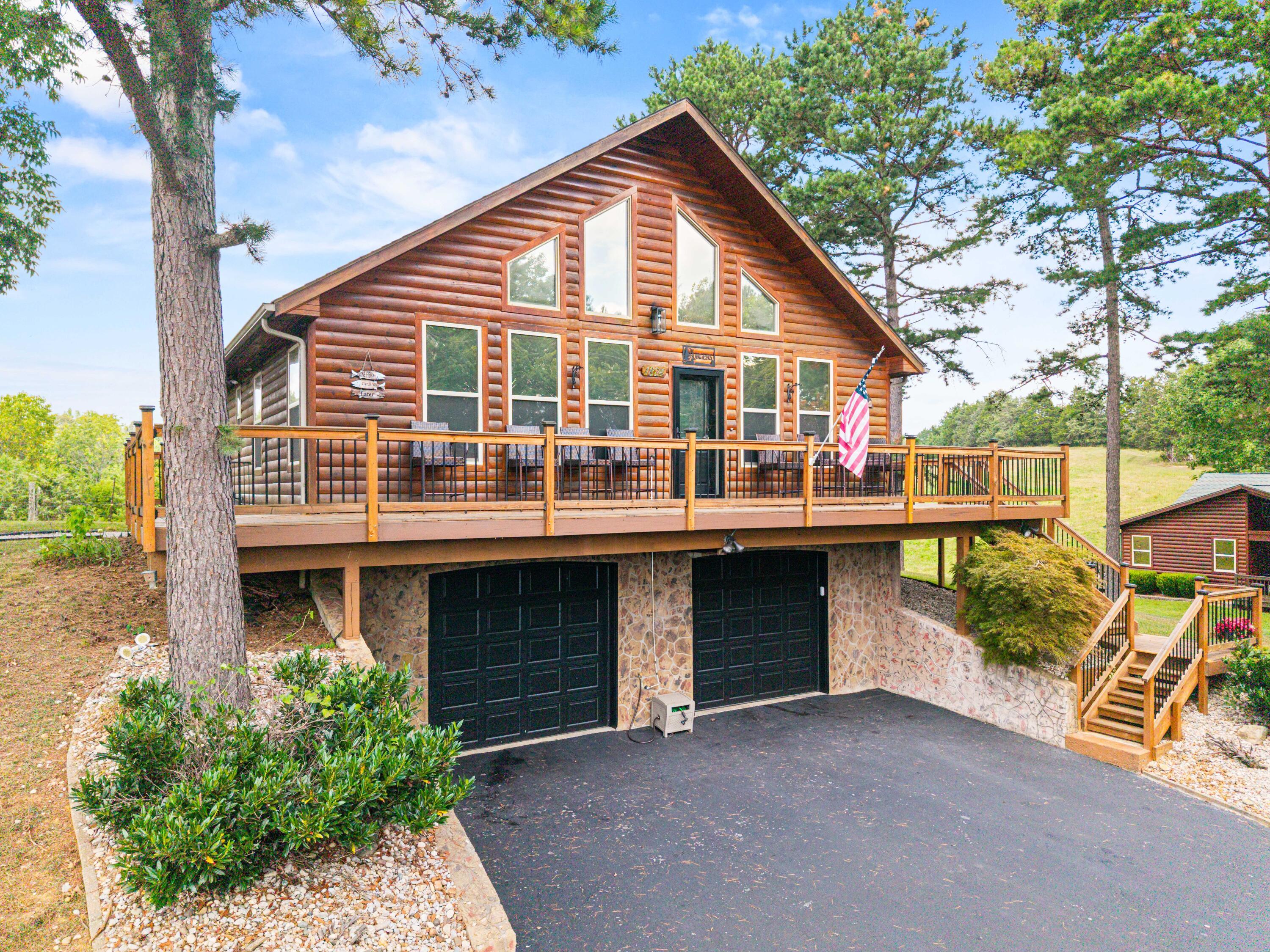 Image 4: Bridge Hollow Photo-16