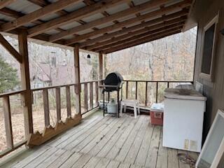Image 4: 102 fifth front porch
