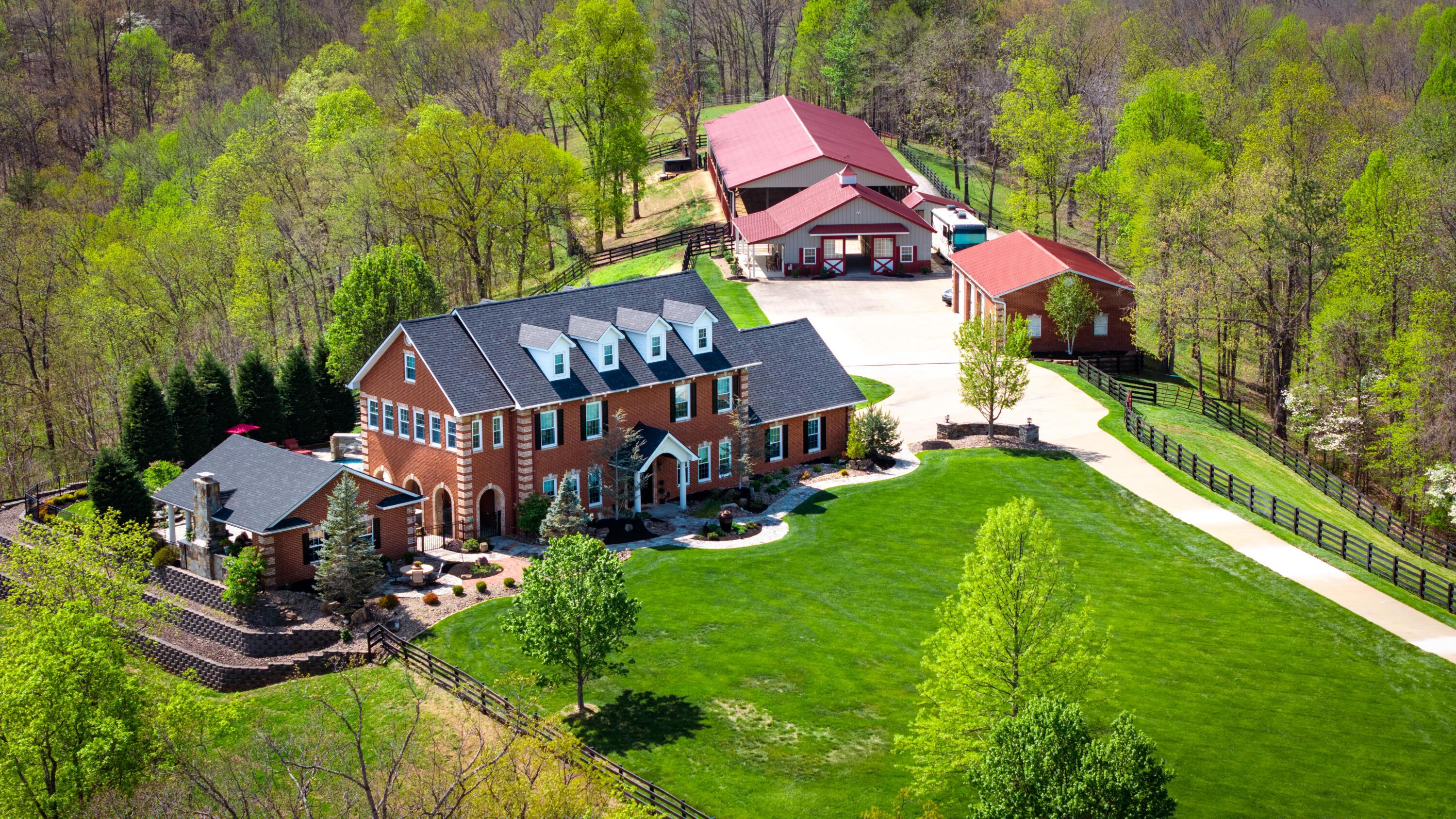Image 3: Aerial of residence & buildings