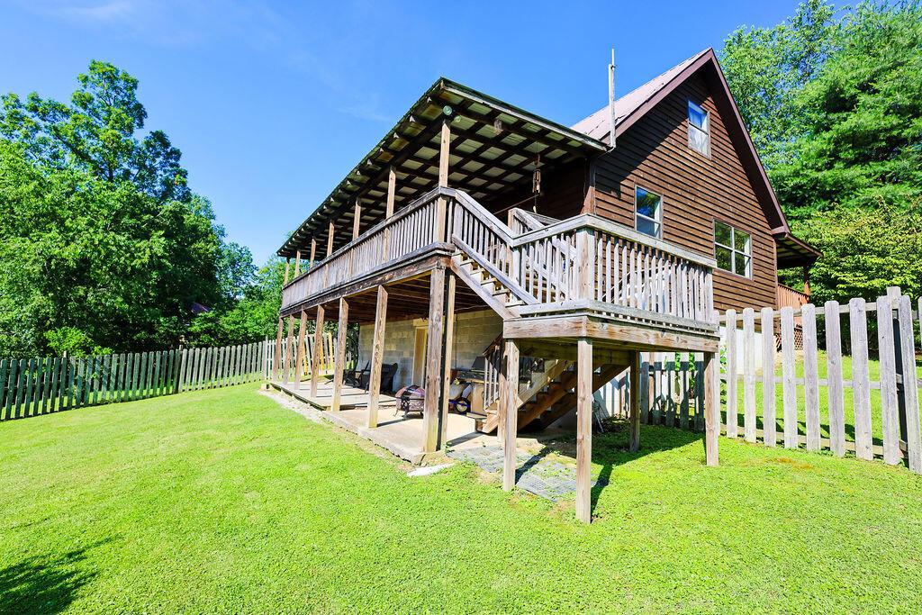 Image 3: cabin(18)