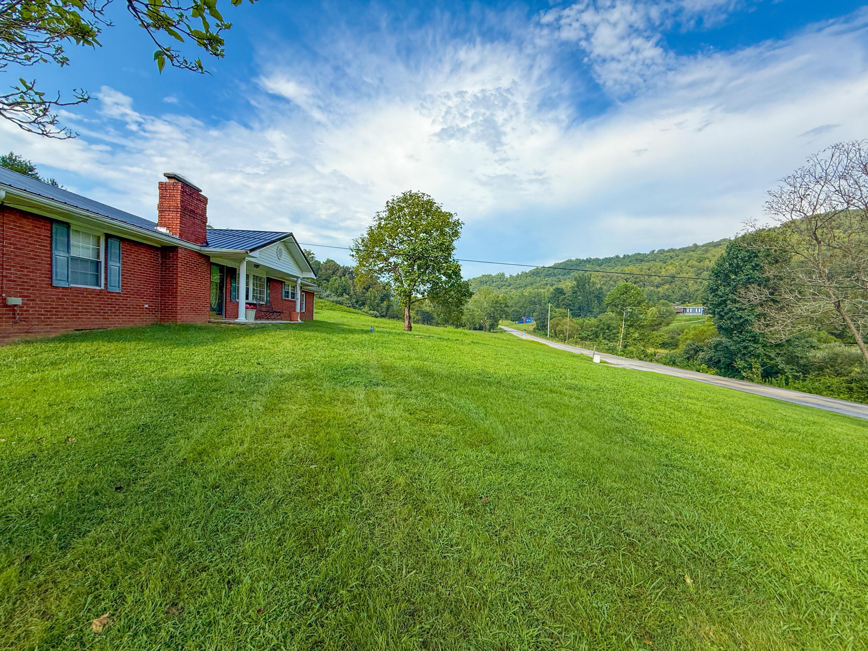 Image 3: 24031DC7-6078-4036-884C-BFC80400144D