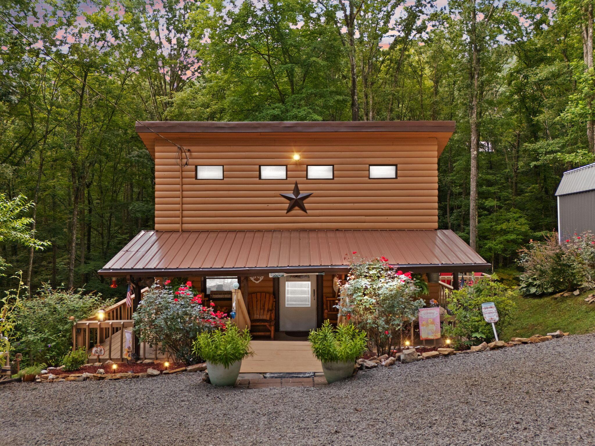 Image 2: 1-web-or-mls-DJI_20250812113306_0060_D c