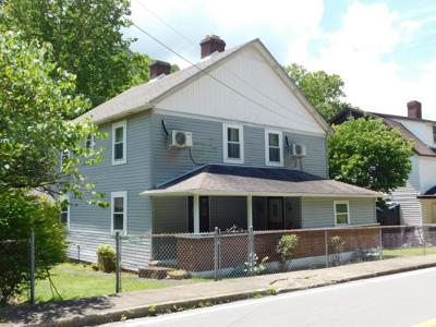 179 W Main Street
