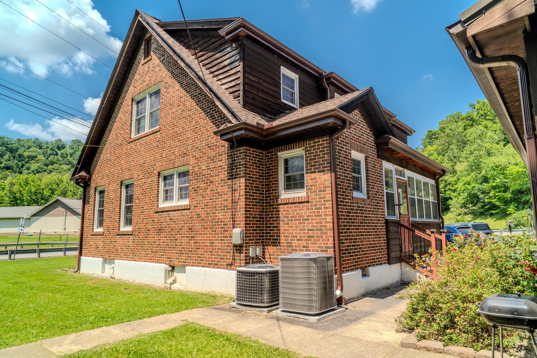 Image 4: CAM09701-HDR