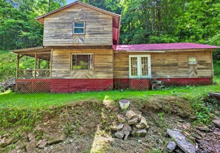 6728 Straight Hollow Road
