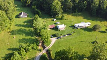 6135 Highway 1050