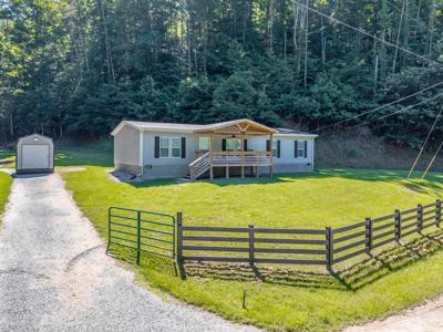 3750 Hunting Creek Road