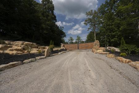 Lot 2 Rock House Ridge