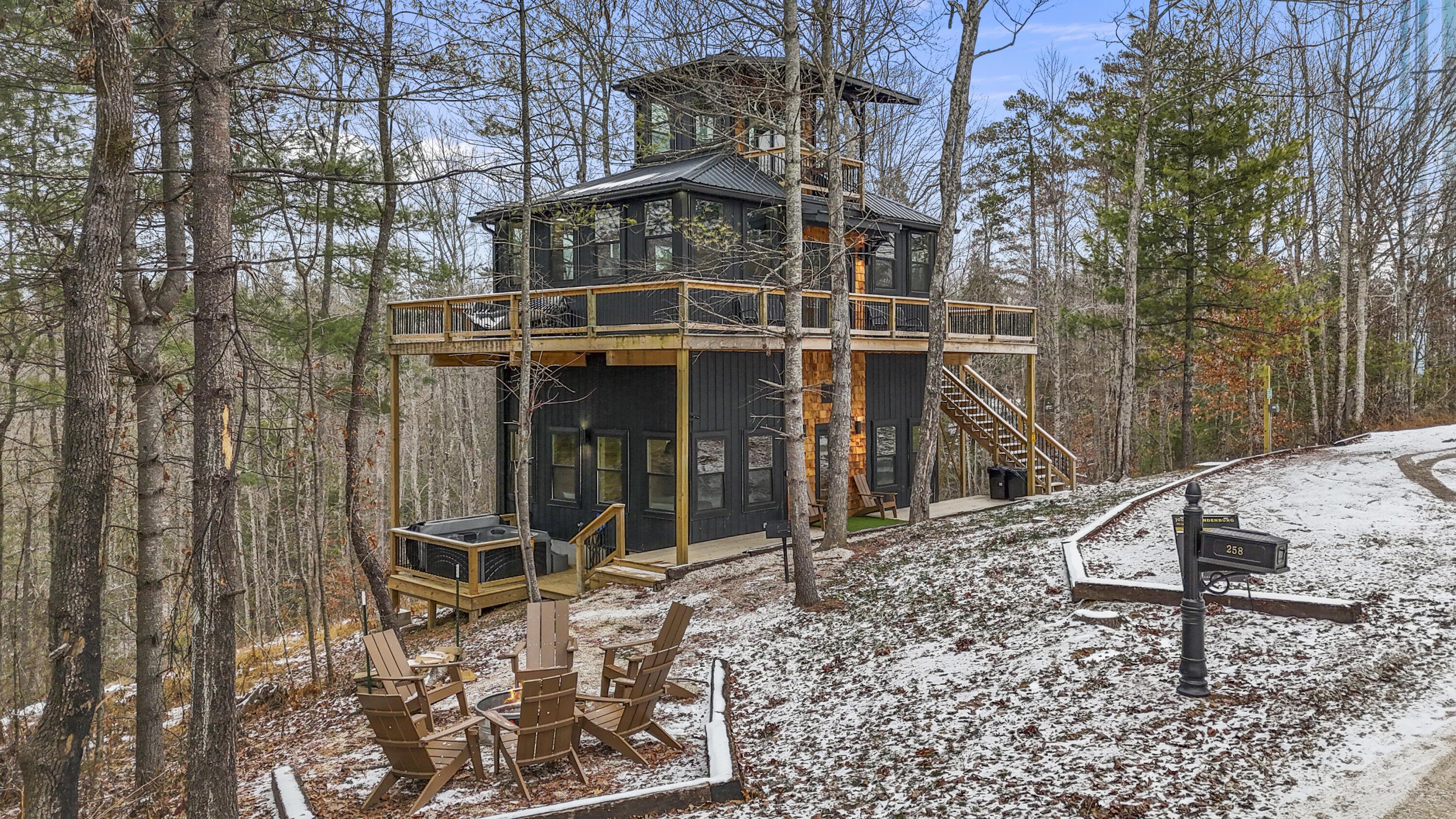 Image 1: DJI_20251216114306_0086_D