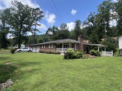 6447 Flat Fork Road