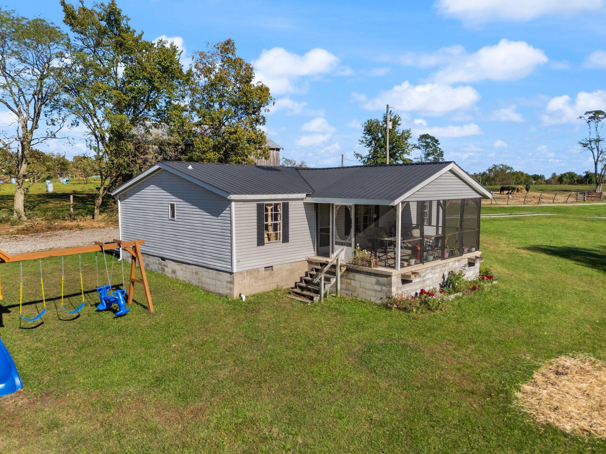 Image 1: 49-web-or-mls-DJI_20241008155955_0162_D