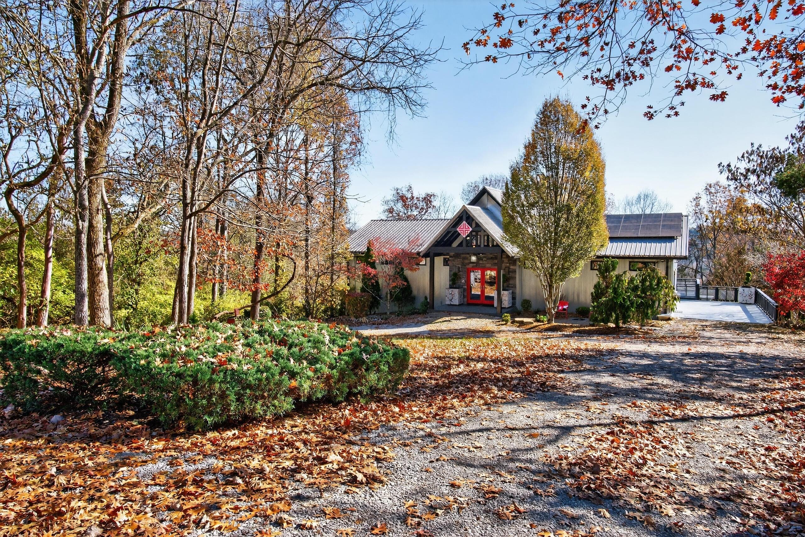 Image 1: 1801henry02