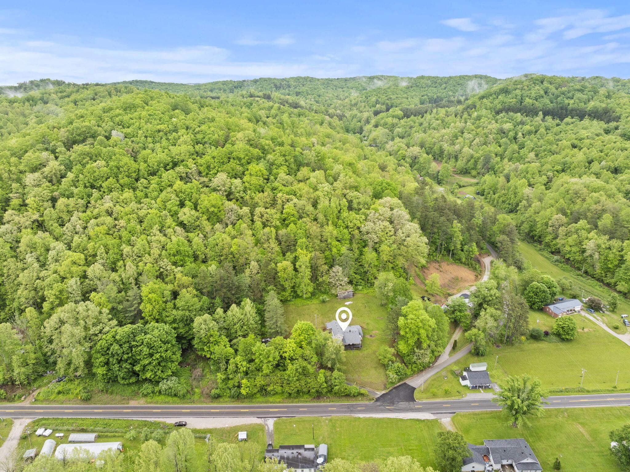 Image 4: 1-web-or-mls-DJI_20250512201230_0032_D