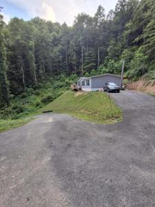 691 & 695 Blue Ridge Church Road