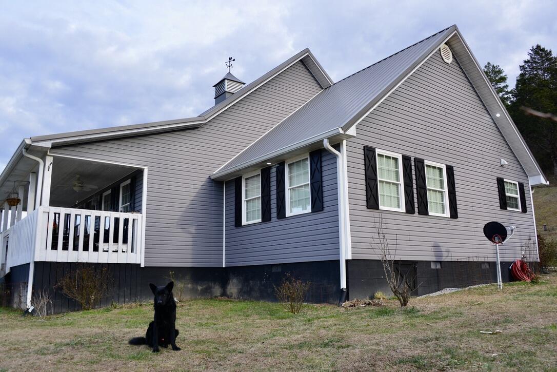 Image 3: 4383FBA9-6A10-48BD-A878-8F34F7BD93C3_1_1