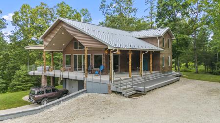 881 Booth Ridge Road