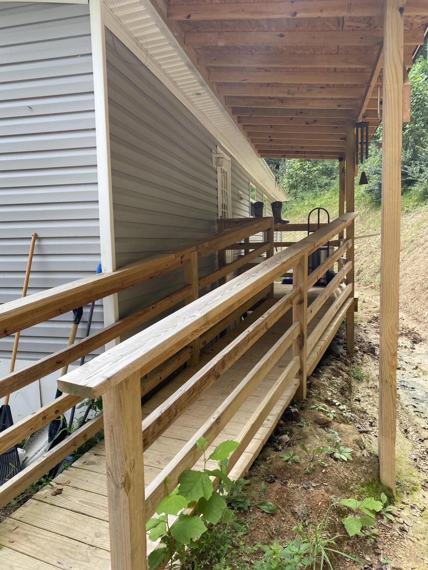 Image 3: 77965829104__BEF7AA36-6261-44D3-B485-437