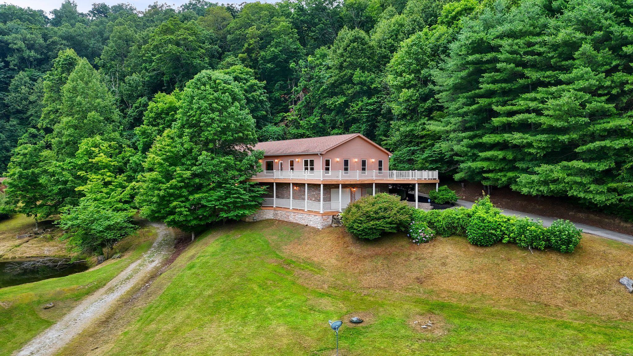 Image 2: DJI_20250626201747_0914_D