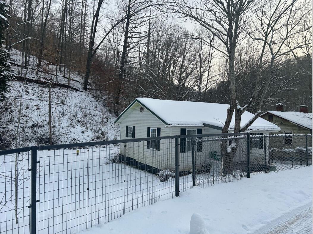 Image 2: Web capture_21-1-2025_12635_