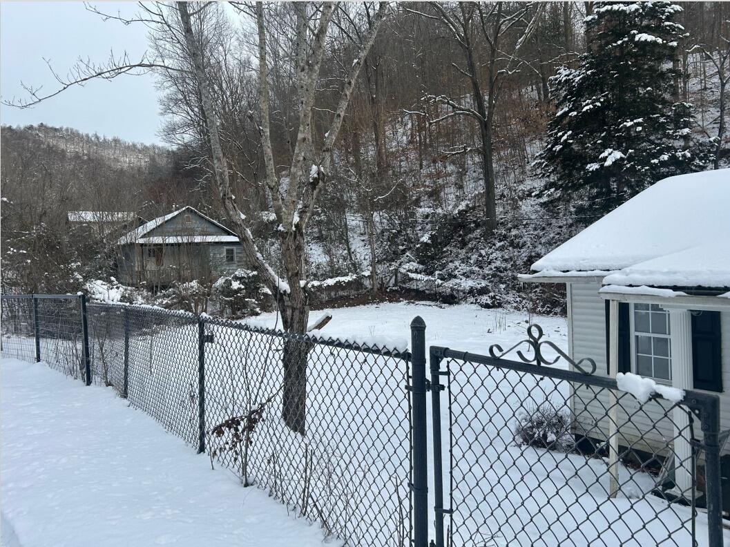 Image 3: Web capture_21-1-2025_12621_