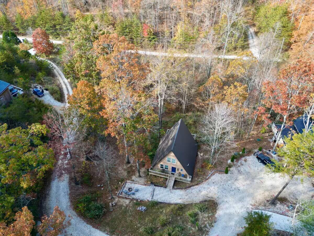 Image 2: 060c3a7b-00a9-467d-a434-e4221f313aa8