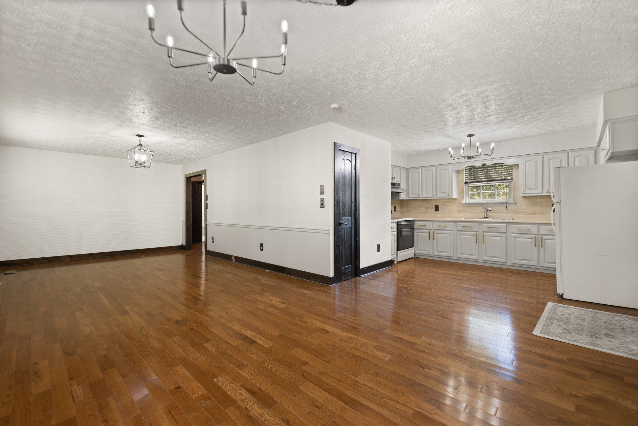 Image 3: 5-web-or-mls-118A1406