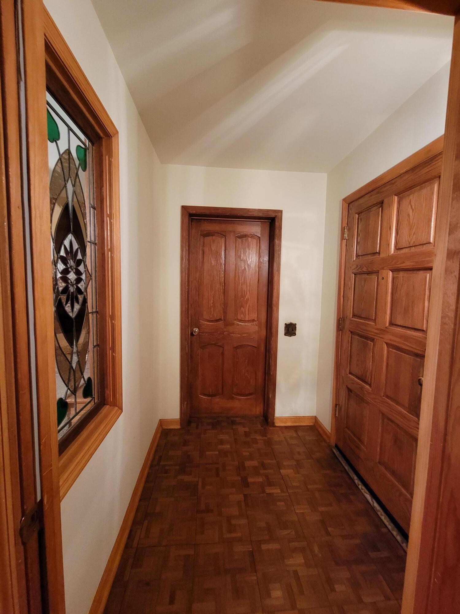 Image 3: Entry1