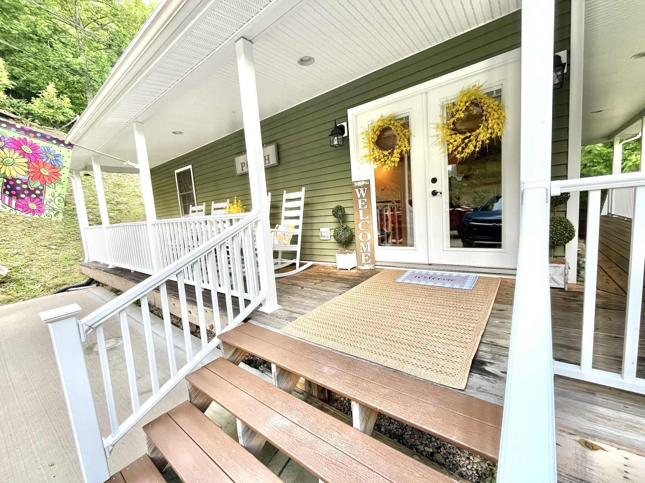 Image 2: a46f18a1-7c47-4886-ac74-6e2c5ddc6c16