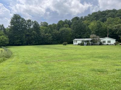 24667 N US-119 Highway