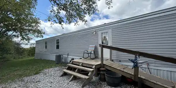 24 Stringer Road