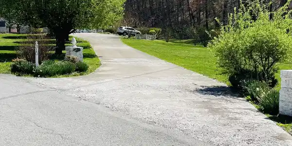 Image 2: Driveway
