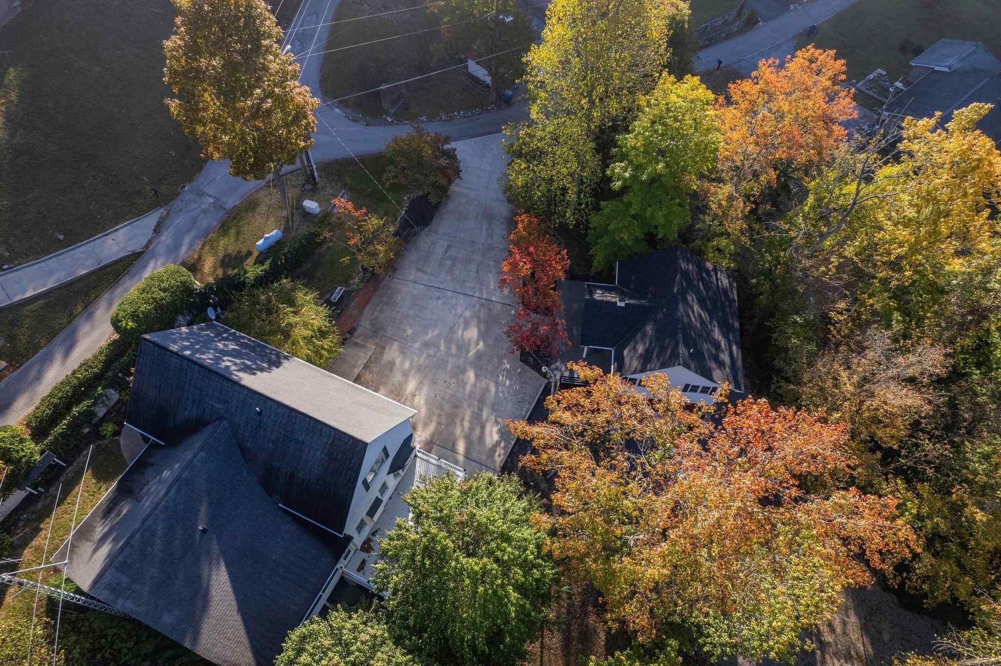 Image 2: b208aa4d-0c1d-4a97-a1ae-abe2bfab78f7 - C