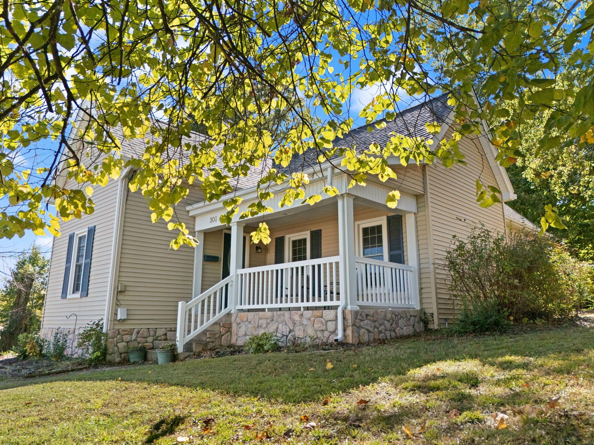 Image 3: 44-web-or-mls-DJI_20251009143443_0147_D