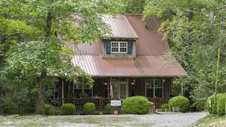 384 Enchanted Forest Way