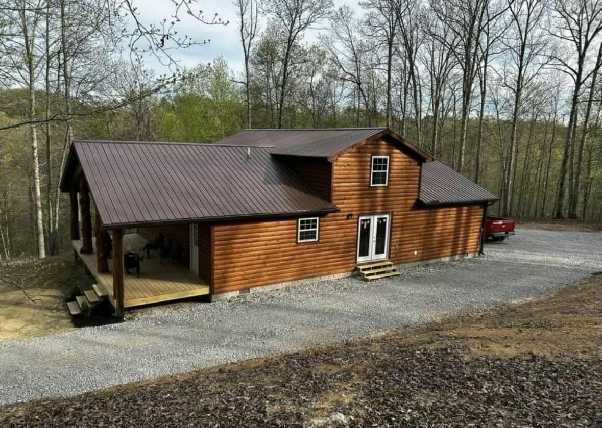 Image 2: rear of cabin exterior