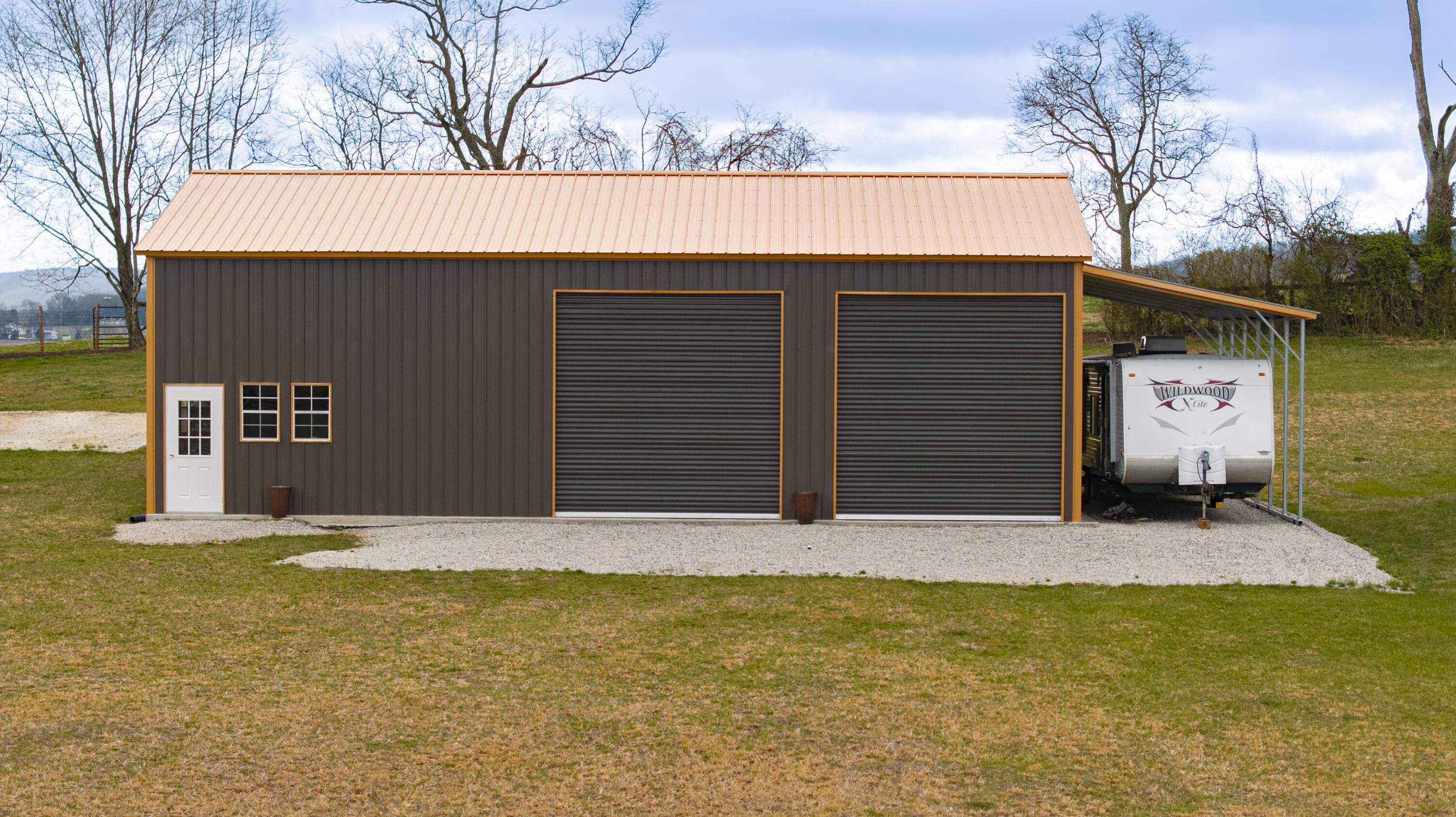 Image 2: 225 Lighthouse-5