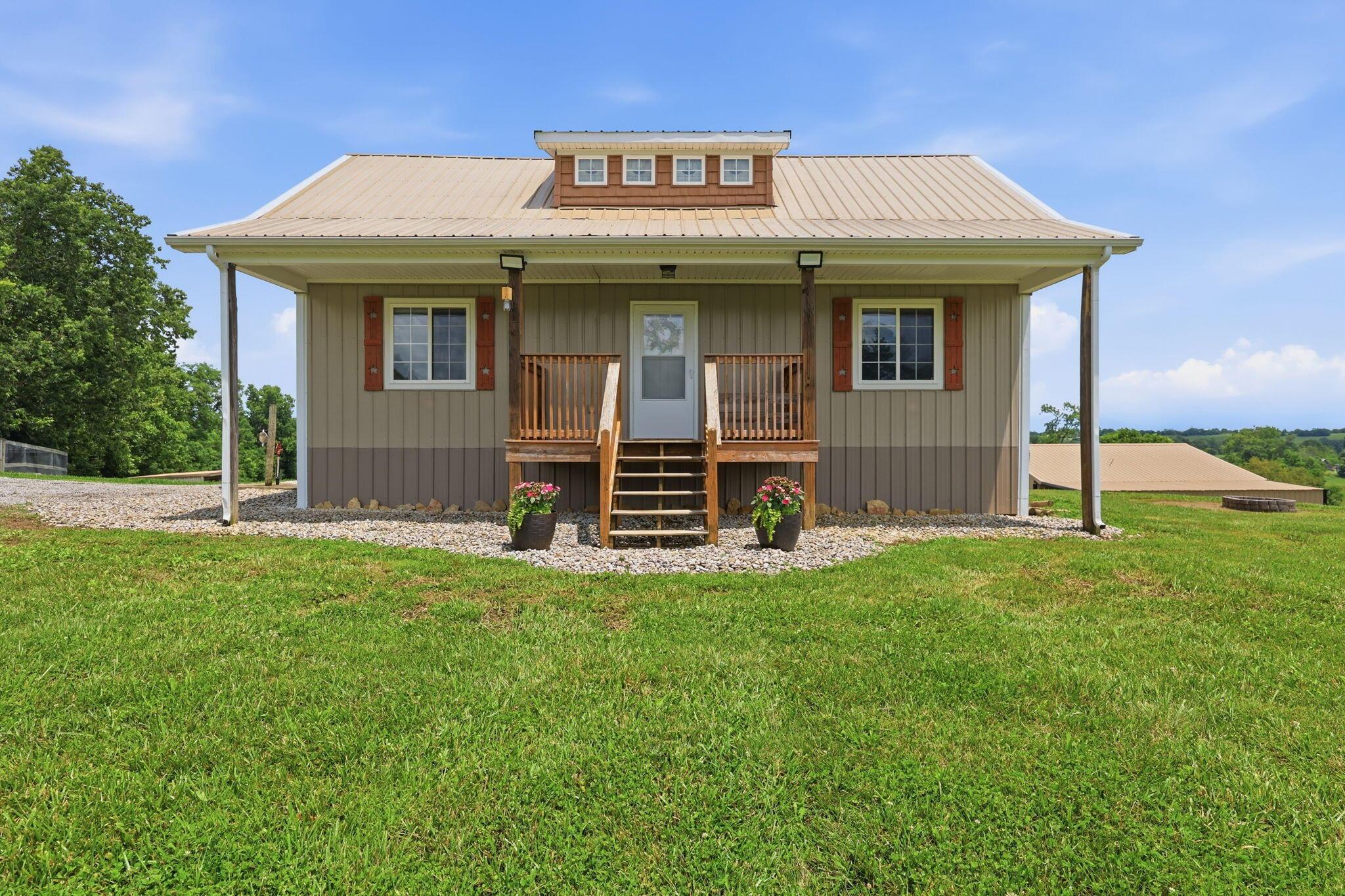 Image 1: 2-web-or-mls-Bybee_001