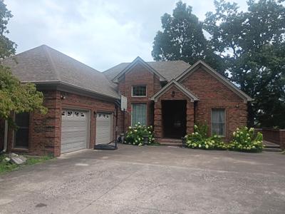 202 Oak Ridge Drive