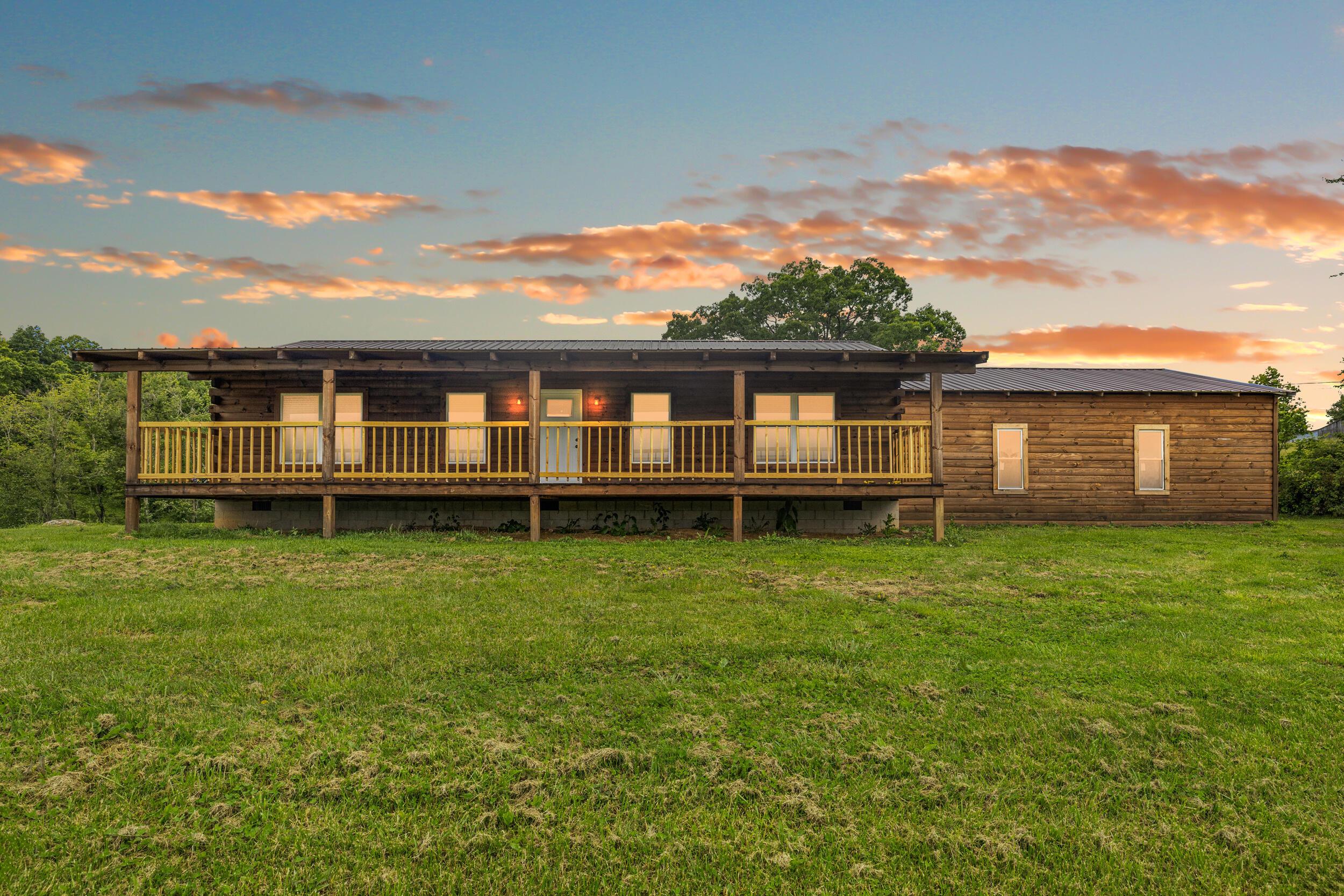 Image 1: 1_img_2301-twilight