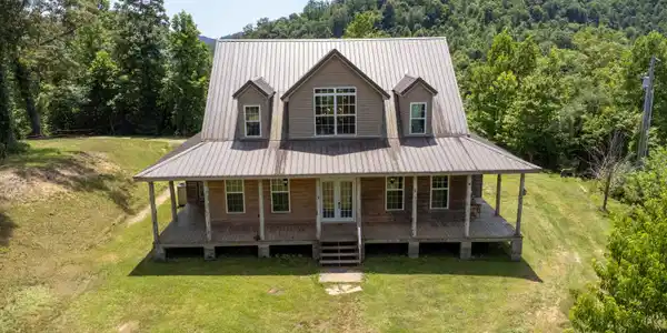Image 3: DJI_0379