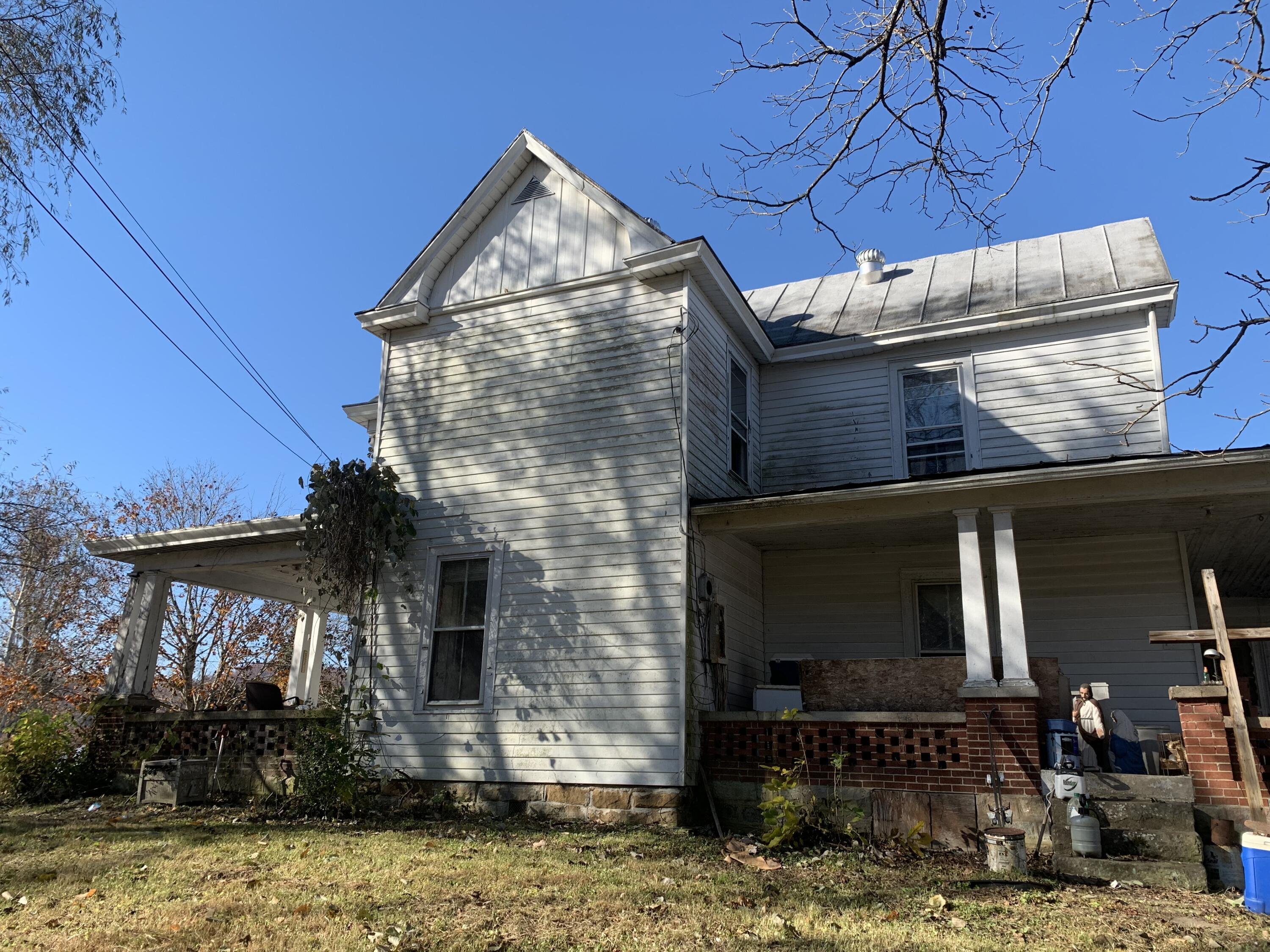 Image 2: 53F99E06-C4A4-483E-A3A1-F64B8B4748D8