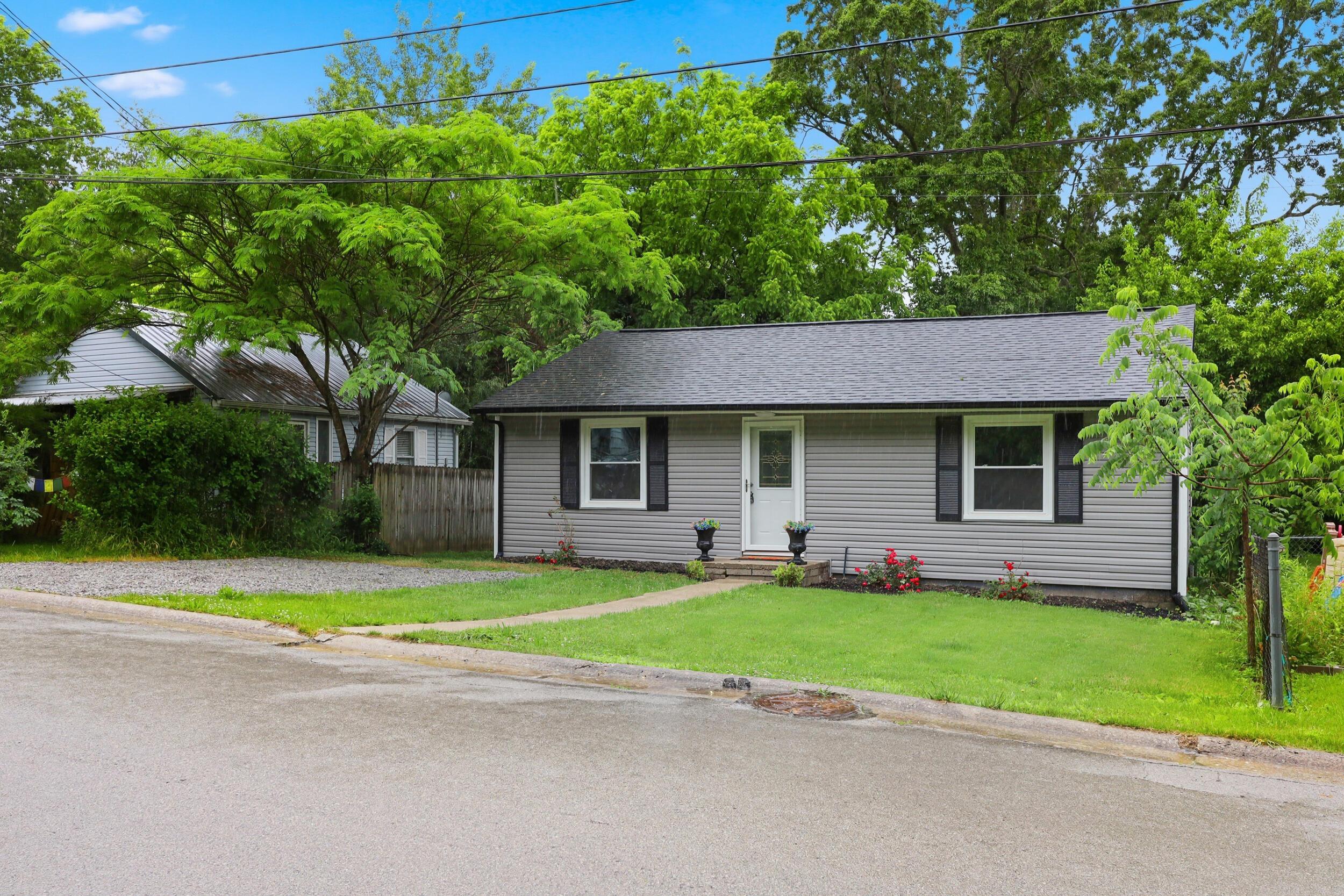 Image 3: 79 Central Ave