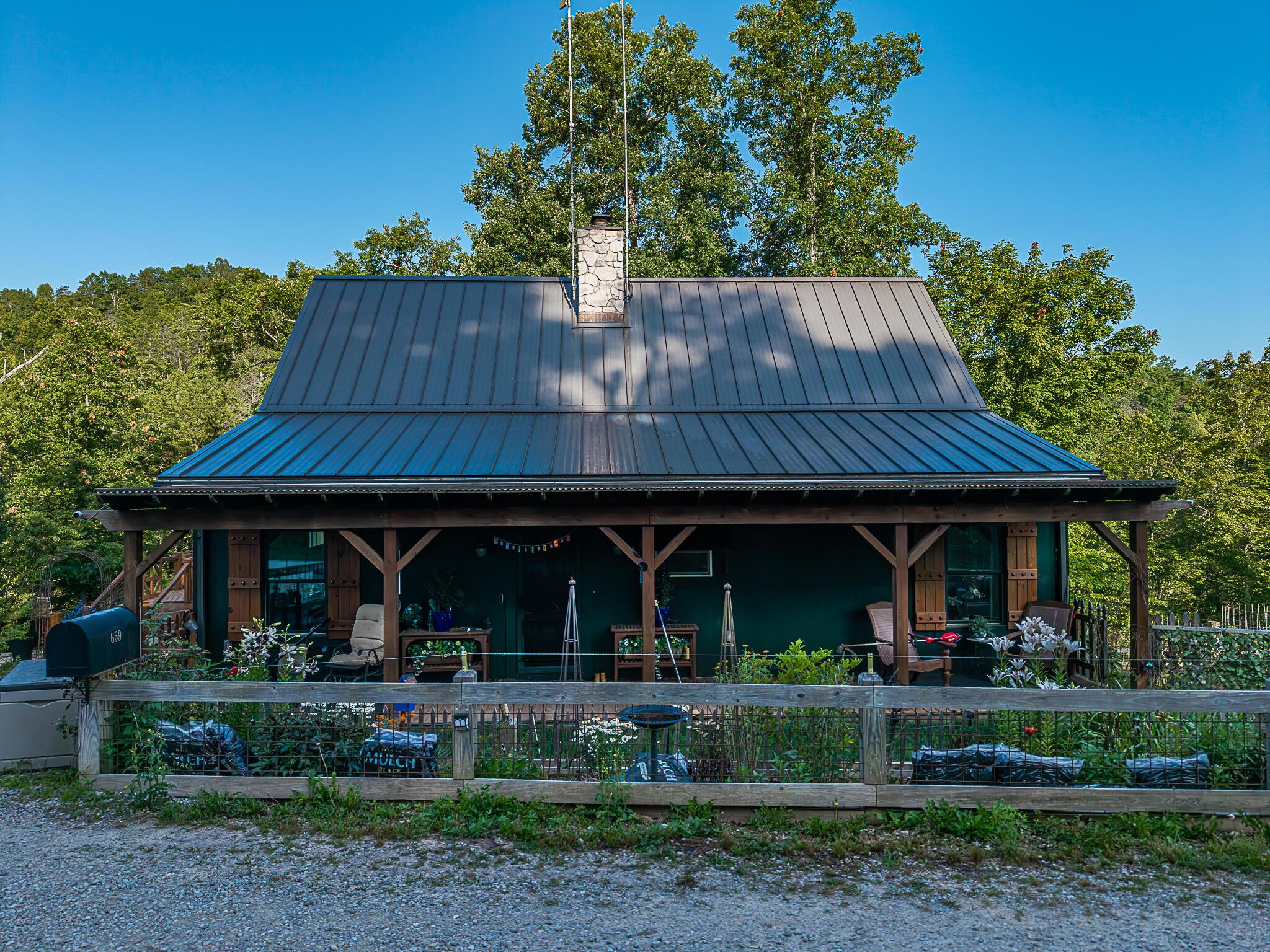 Image 4: House Exterior