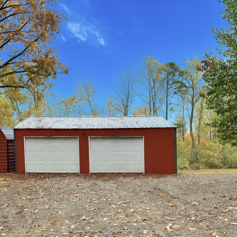 Image 3: BB3D2B95-D290-4212-985D-679E805C12F3