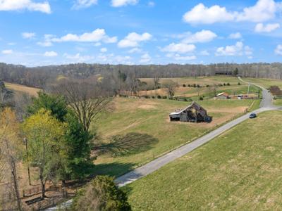 999 Country Lake Drive