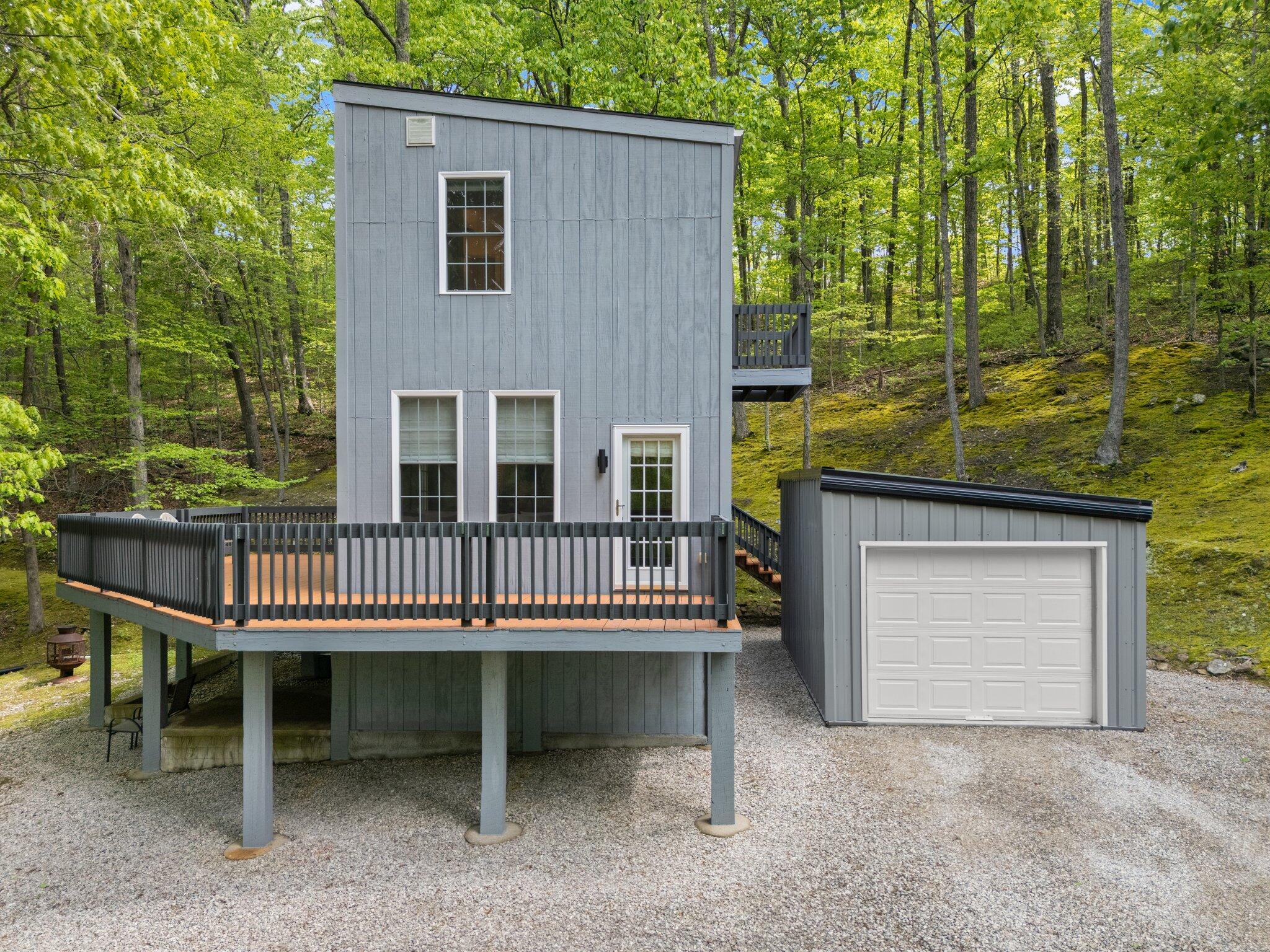 Image 1: 32-web-or-mls-DJI_20250502114849_0112_D