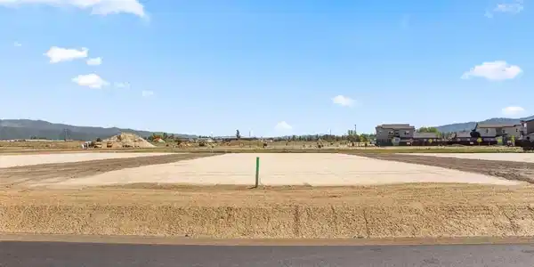 Image 4: Large Level Lot With City Services